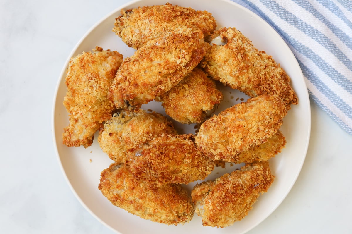 air-fryer-panko-breaded-chicken-wings-a-peachy-plate