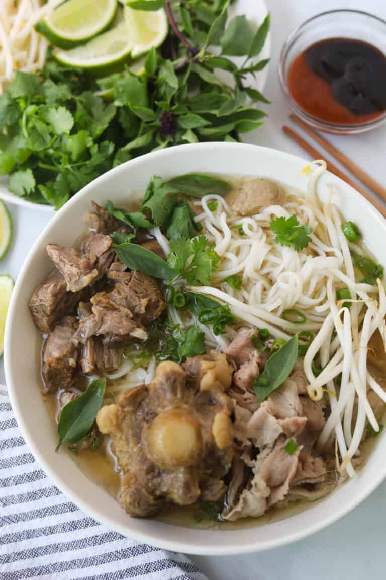 Instant Pot Oxtail Beef Pho (Pho Duoi Bo)