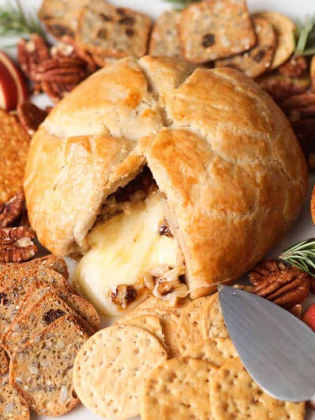 Oven Baked Brie in Pie Crust