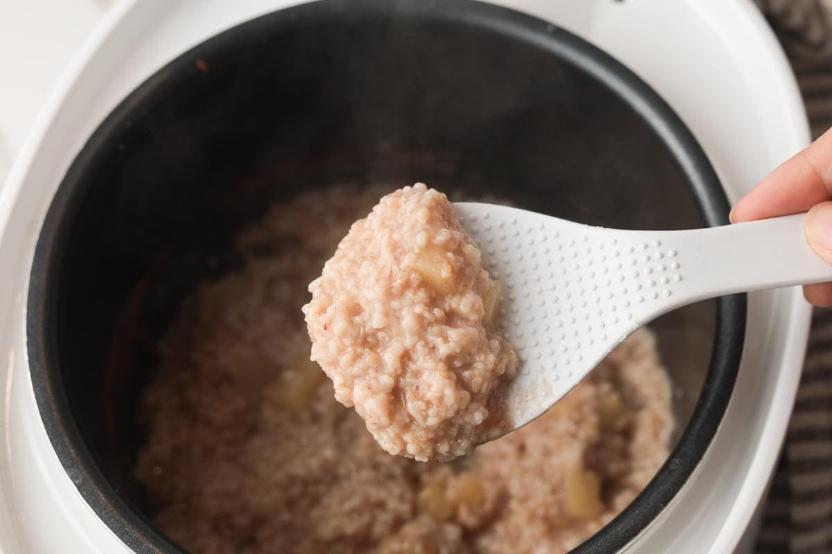 cooked steelcut oats in rice cooker pot.