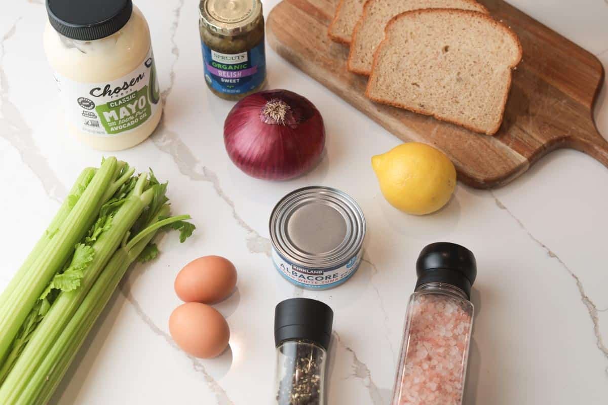 tuna, egg, celery, mayonnaise, salt, pepper, lemon, bread, relish