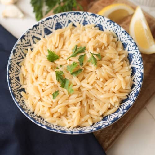 Orzo pasta in bowl.
