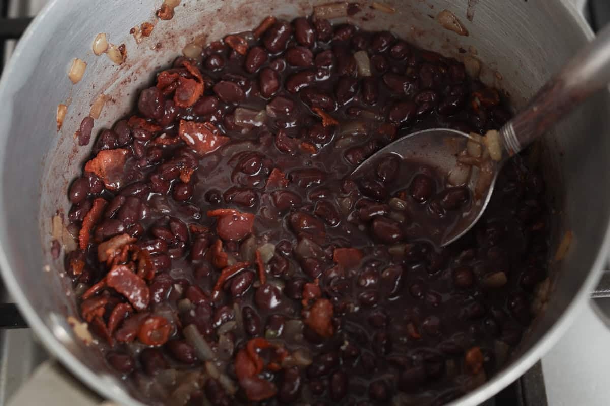 Stove top canned black beans